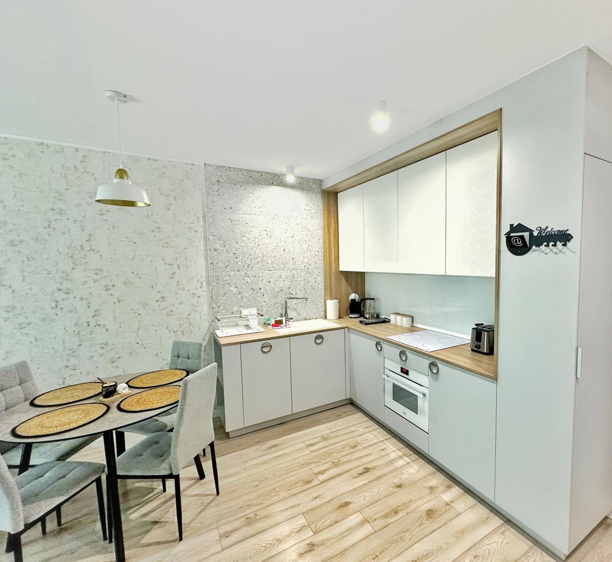 Apartament Whiteblue Kolobrzeg Z Duzym Ogrodkiem - 100 M Od Plazy! Whiteblue Kolberg Apartment Mit Grossem Garten - 100 M Vom Strand Entfernt! Whiteblue Kolobrzeg Apartman S Velkou Zahradou - 100 M Od Plaze! Dış mekan fotoğraf